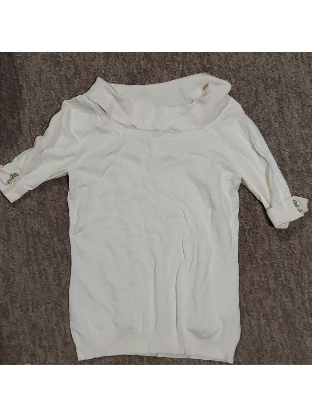 Ladies sweater size small (4 for $20)